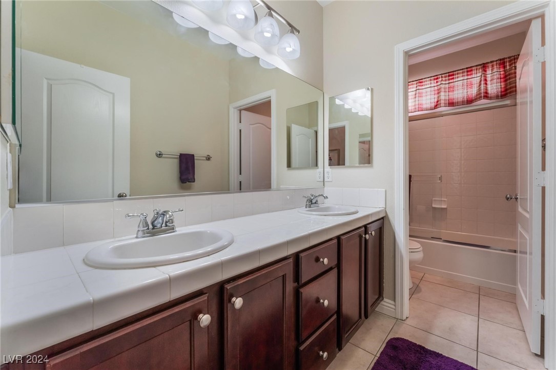 6904 Forest Gate Street