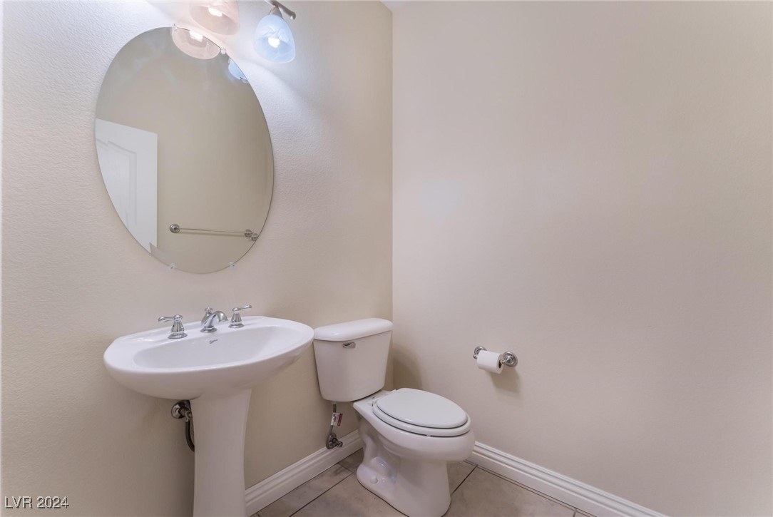 6904 Forest Gate Street