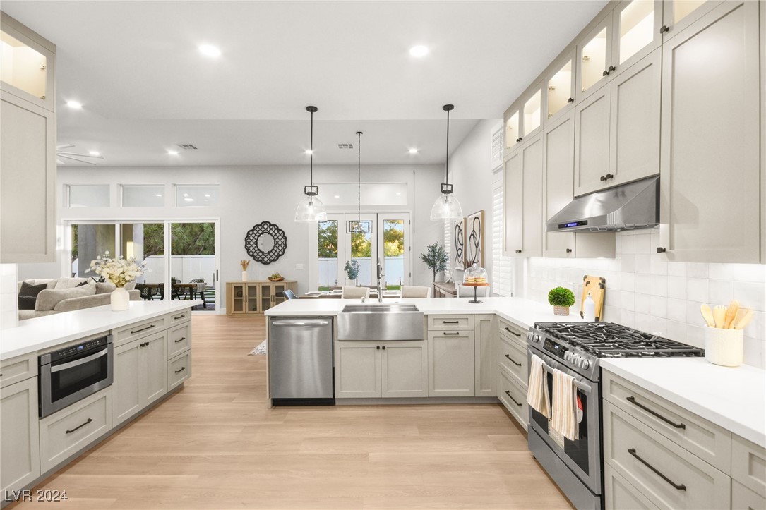 904 Sir James Bridge Way