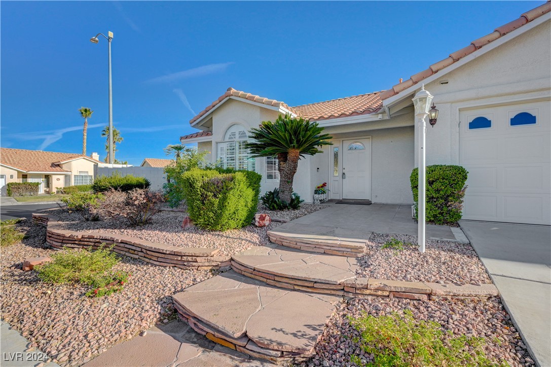 8201 Point View Court