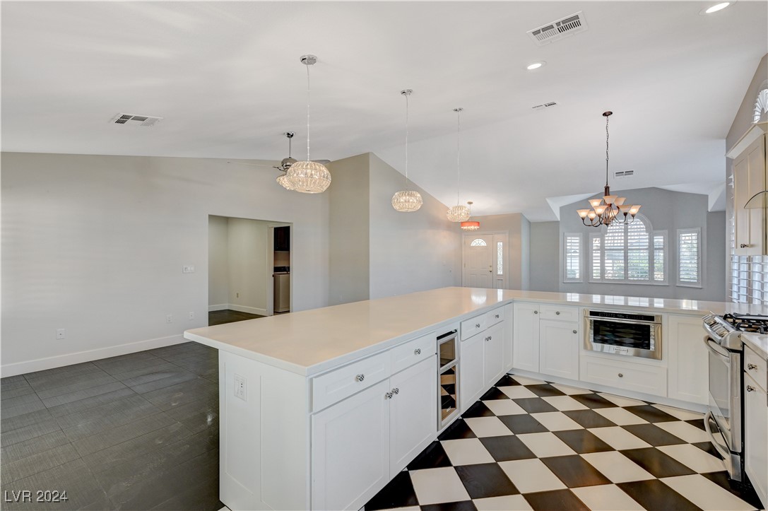 8201 Point View Court