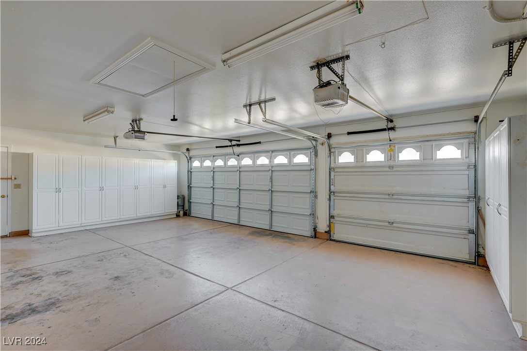 8201 Point View Court