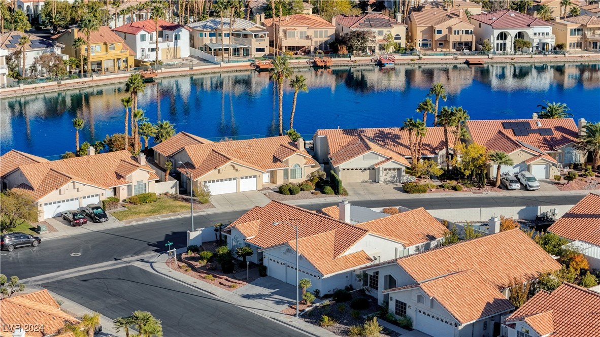 8201 Point View Court