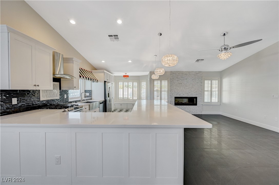 8201 Point View Court