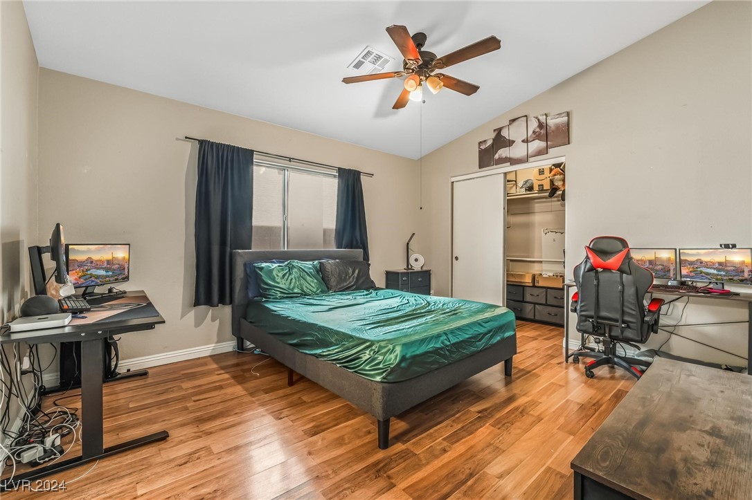 4524 Victoria Garden Avenue