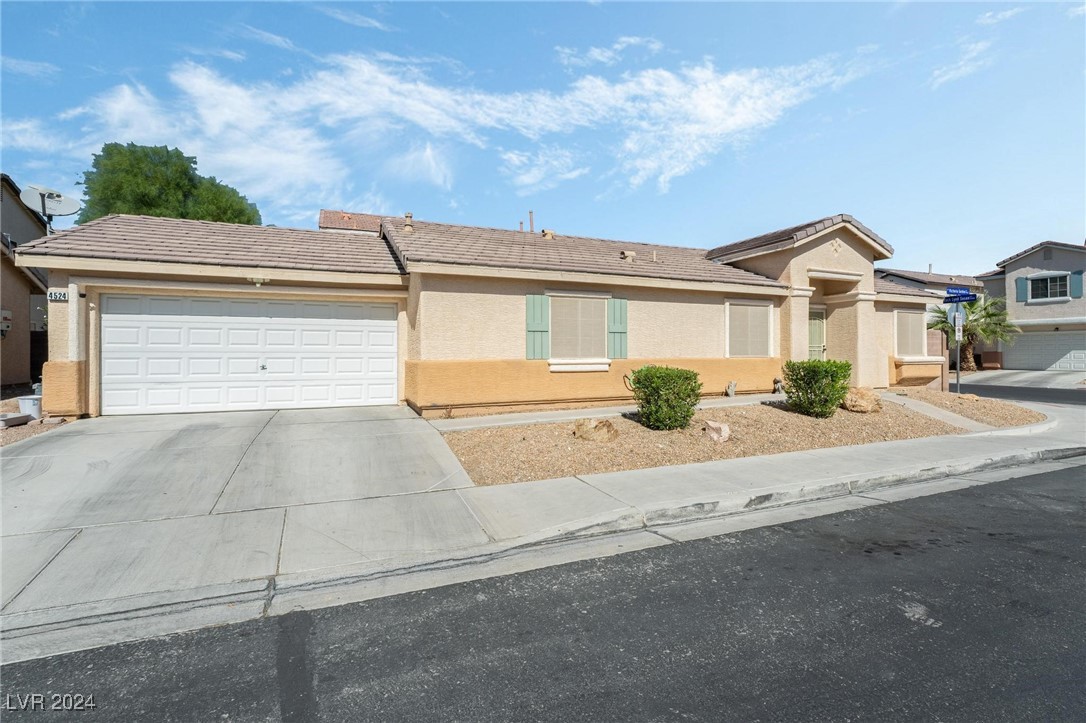 4524 Victoria Garden Avenue