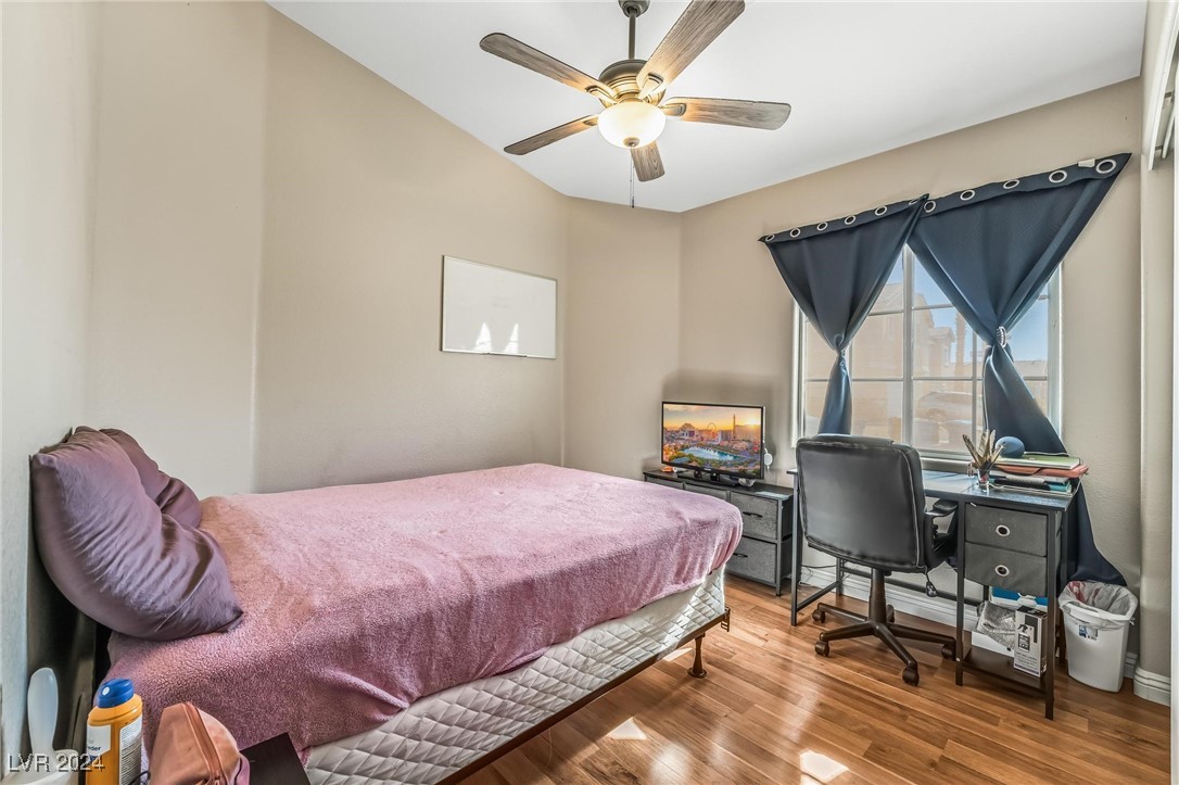 4524 Victoria Garden Avenue