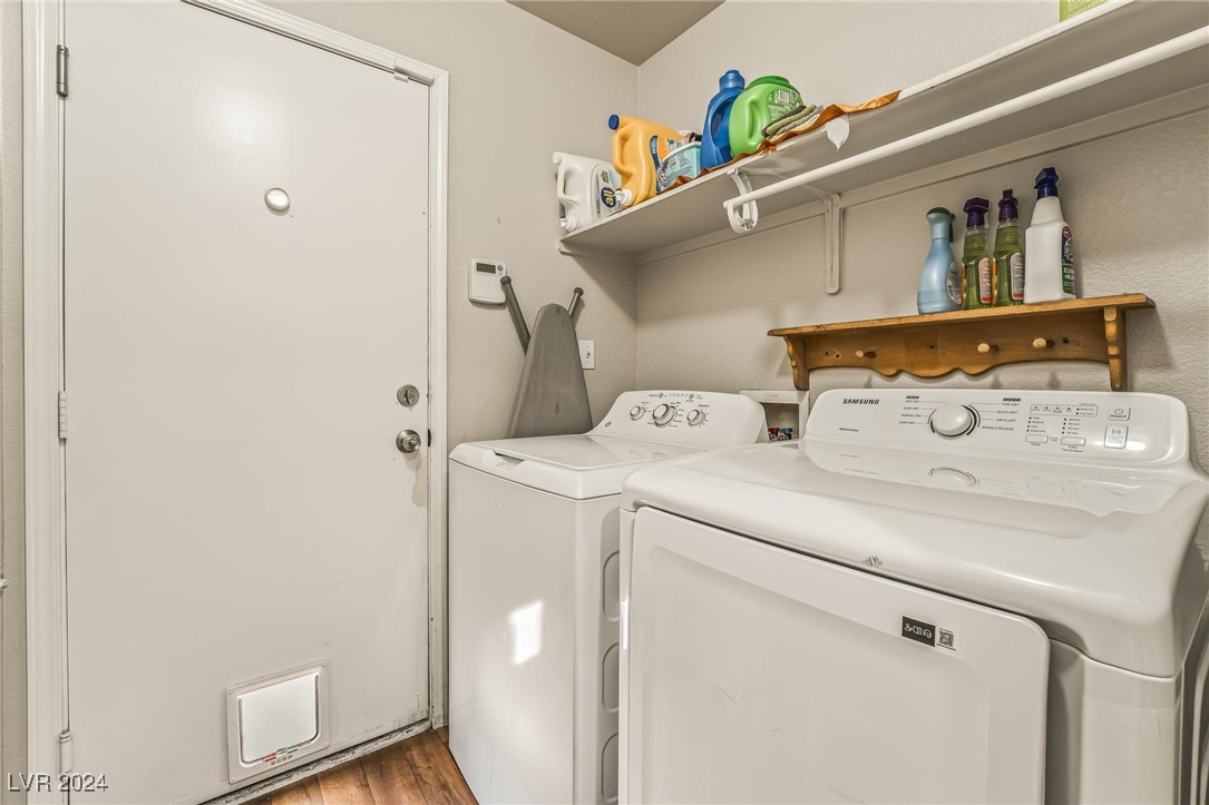 4524 Victoria Garden Avenue