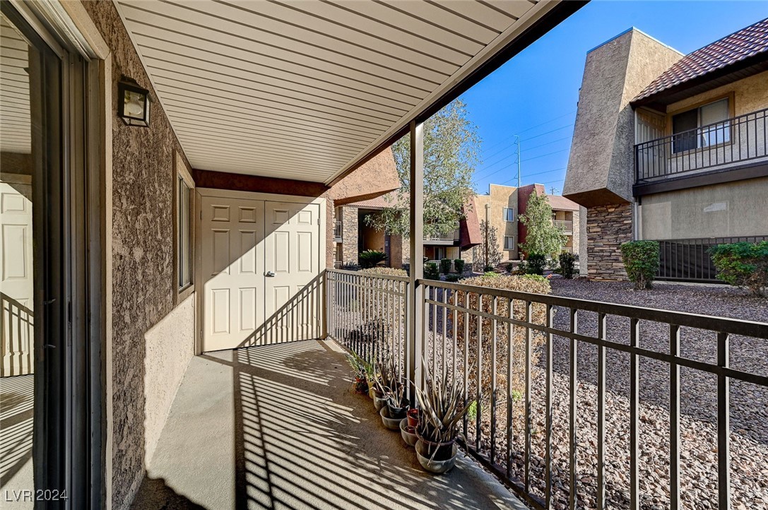 4460 Sandy River 51