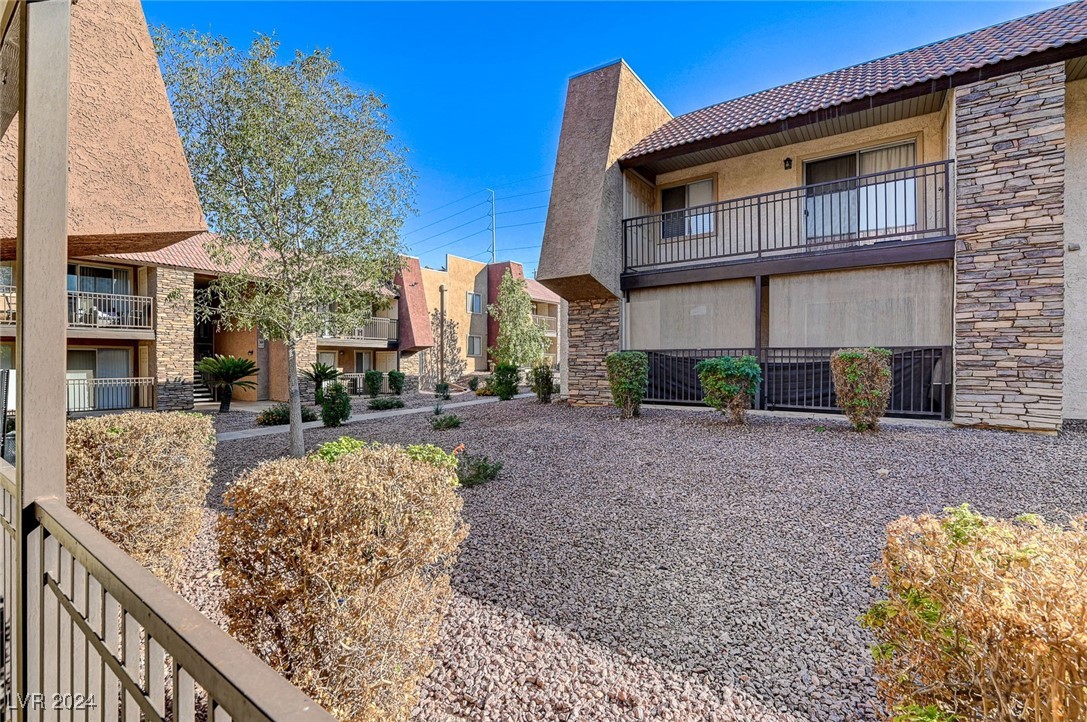 4460 Sandy River 51
