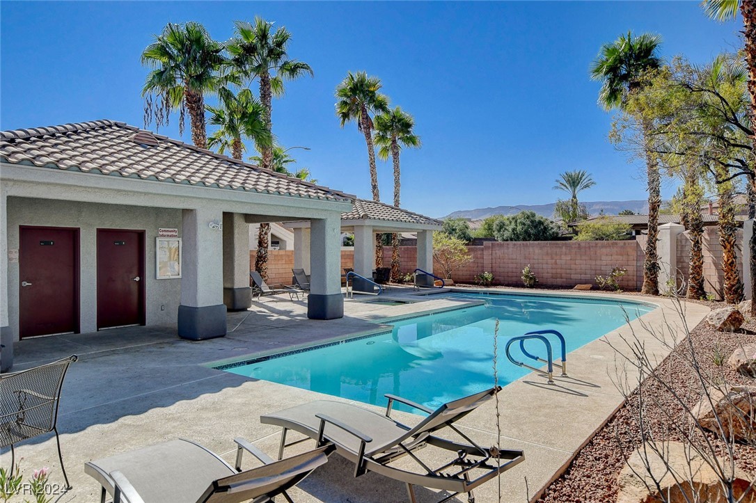 4771 Norwegian Street