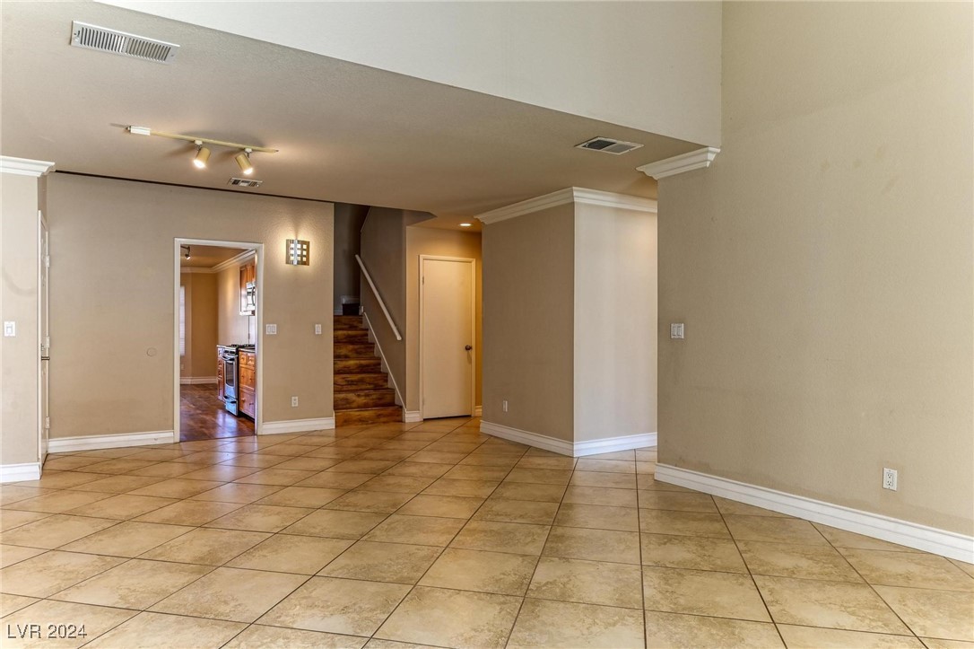 1719 Dynasty Drive