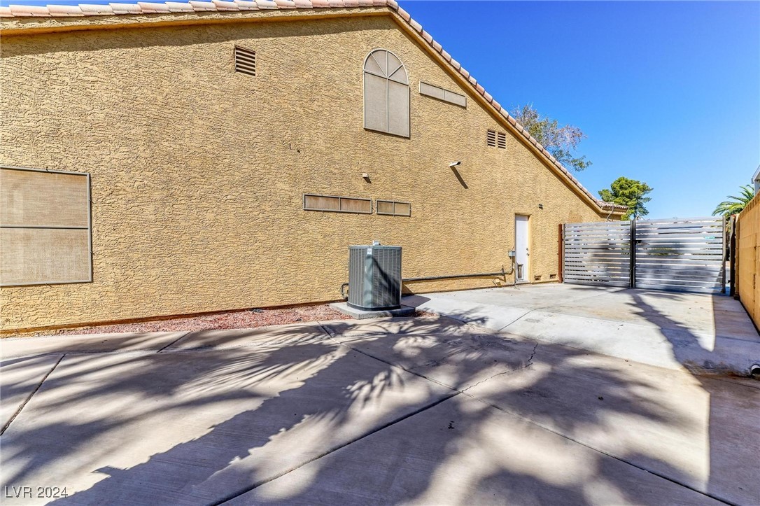 1719 Dynasty Drive