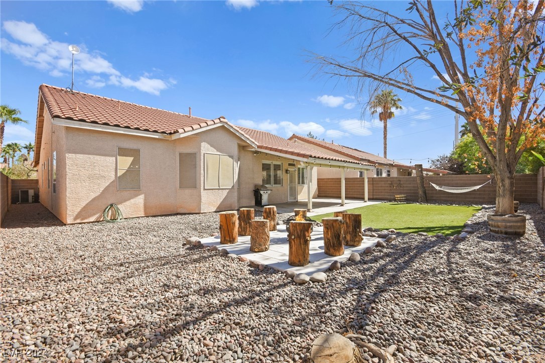 8871 Aurora Light Way