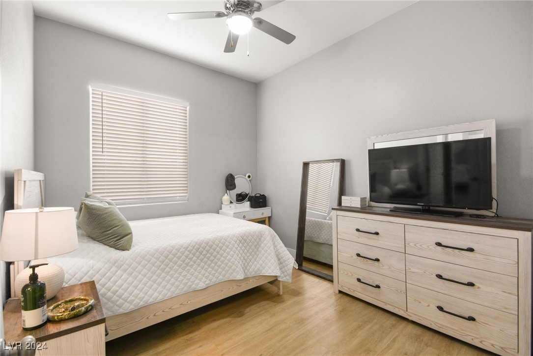 8871 Aurora Light Way