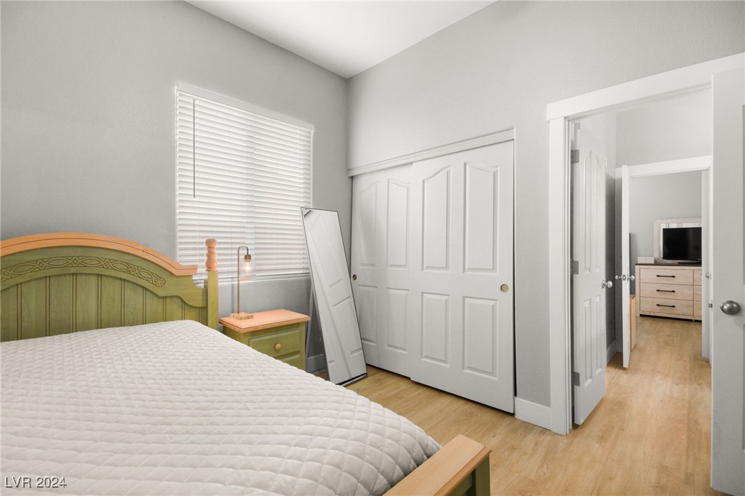 8871 Aurora Light Way