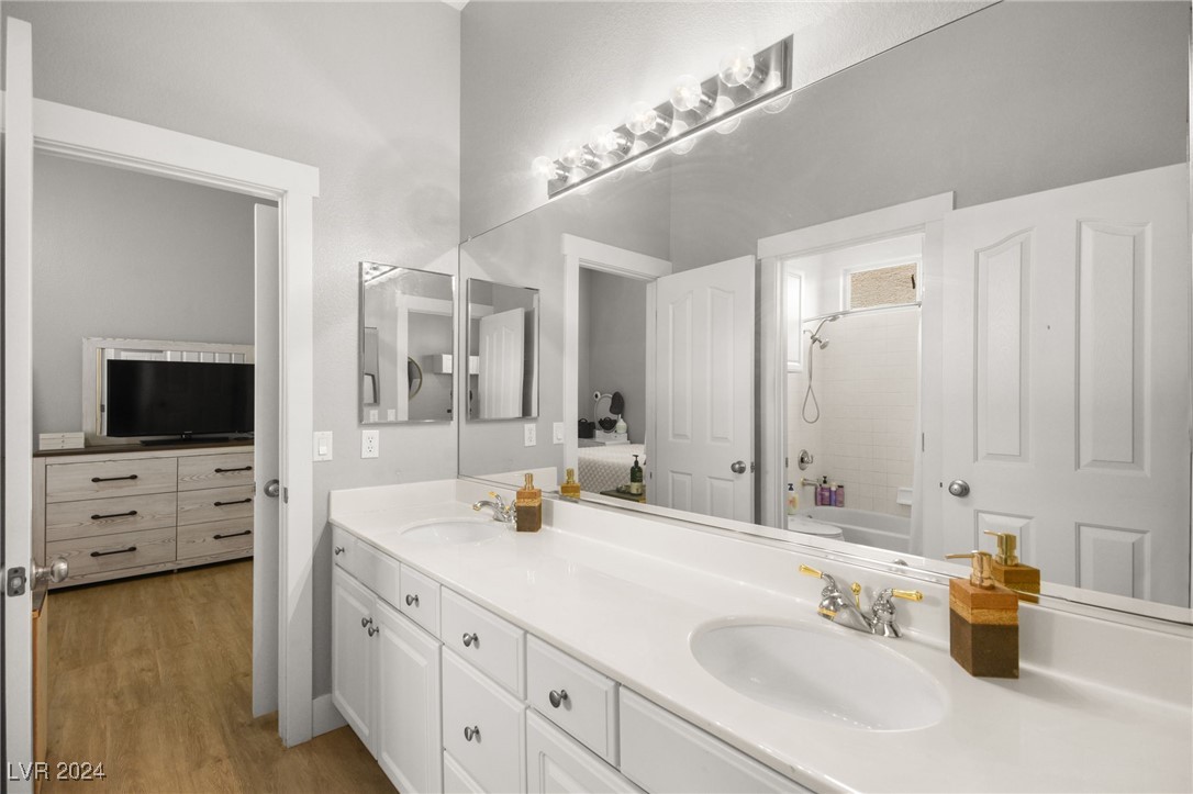 8871 Aurora Light Way