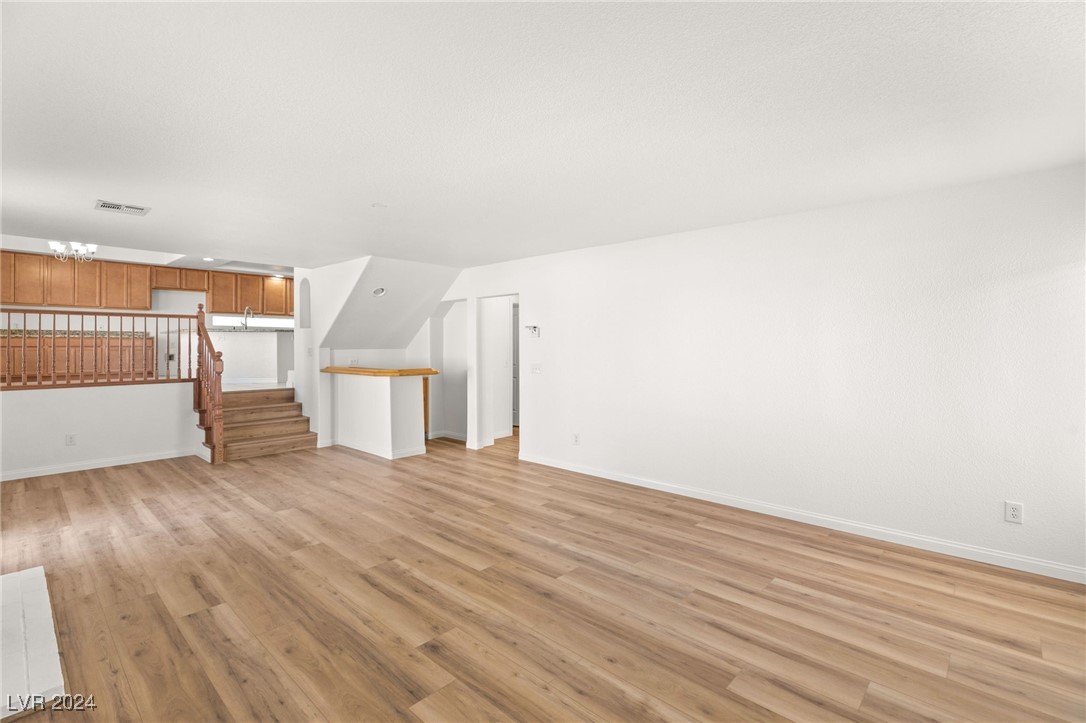 4400 Dunlap Crossing Street