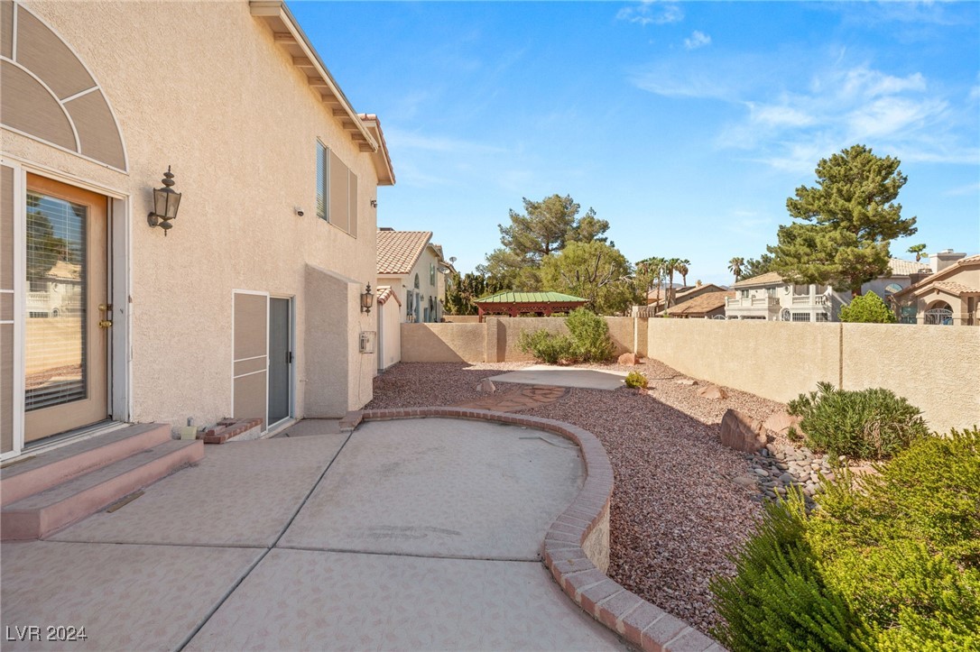 4400 Dunlap Crossing Street