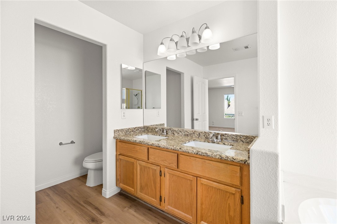 4400 Dunlap Crossing Street