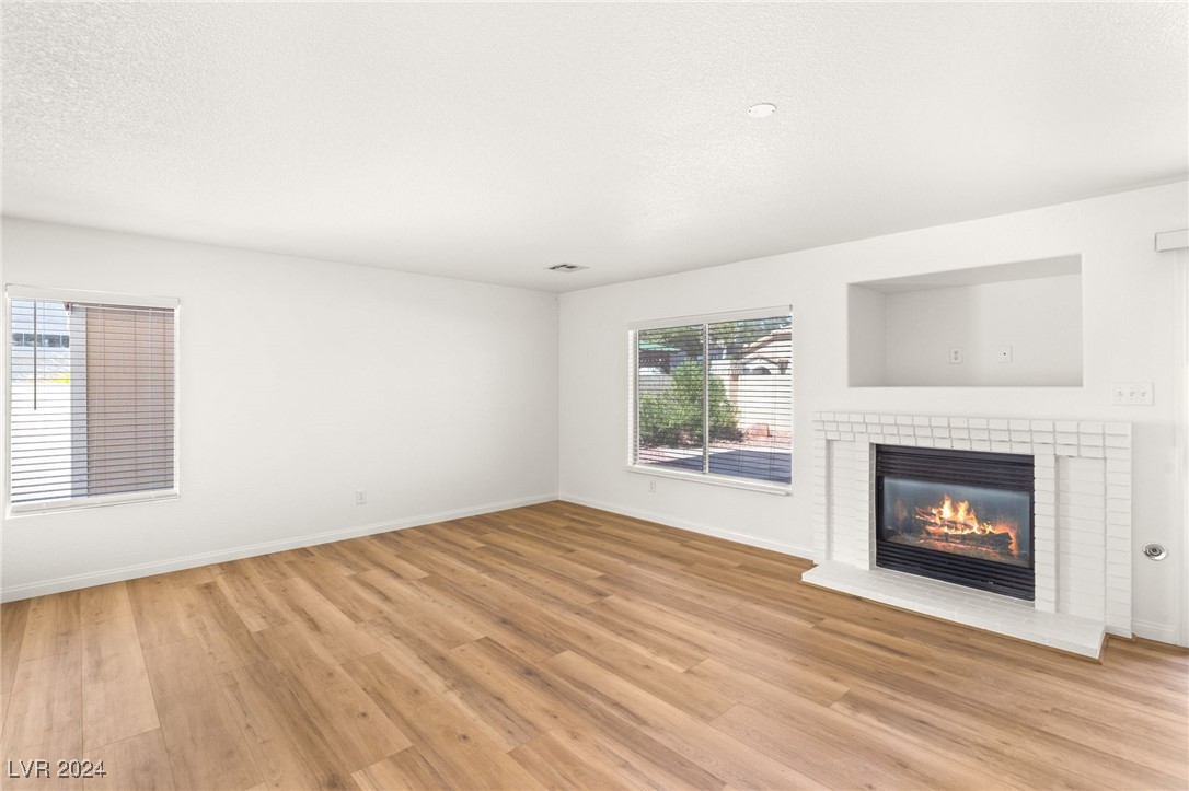 4400 Dunlap Crossing Street