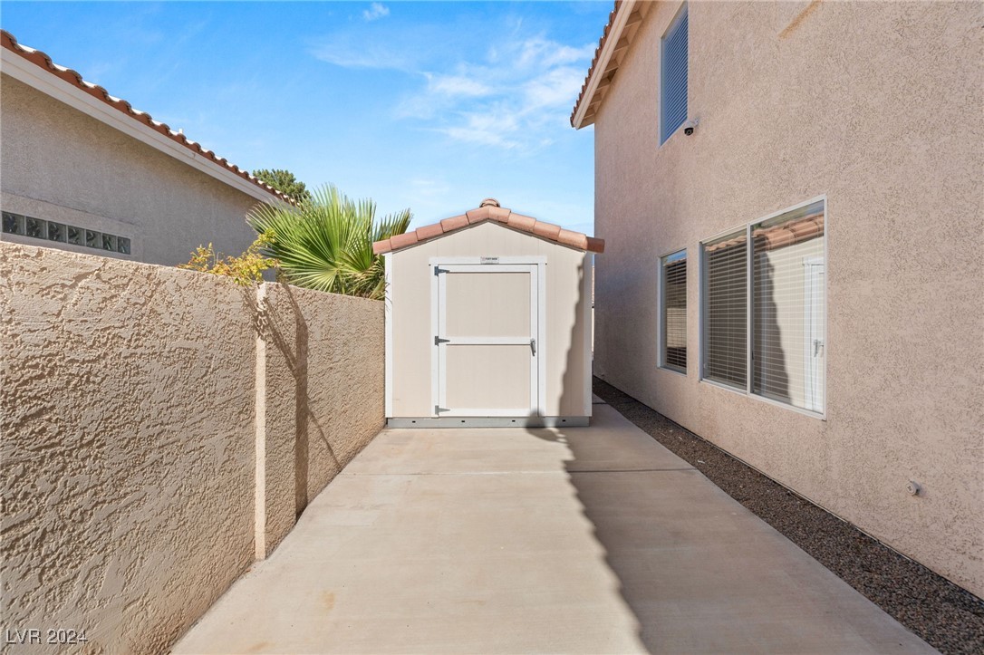 4400 Dunlap Crossing Street