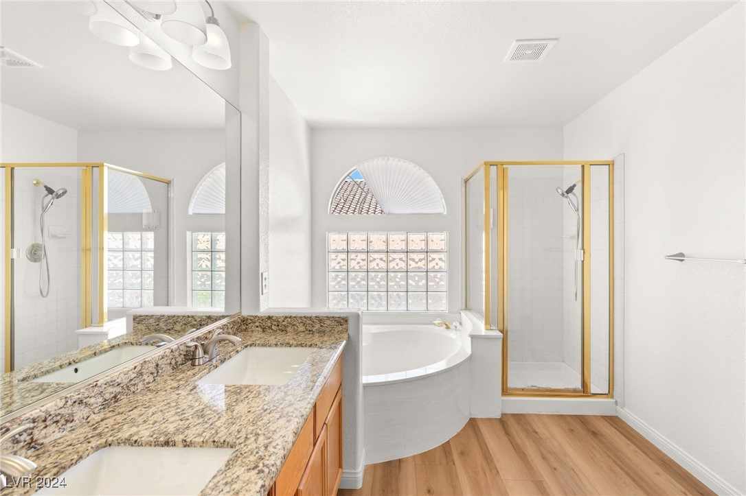 4400 Dunlap Crossing Street