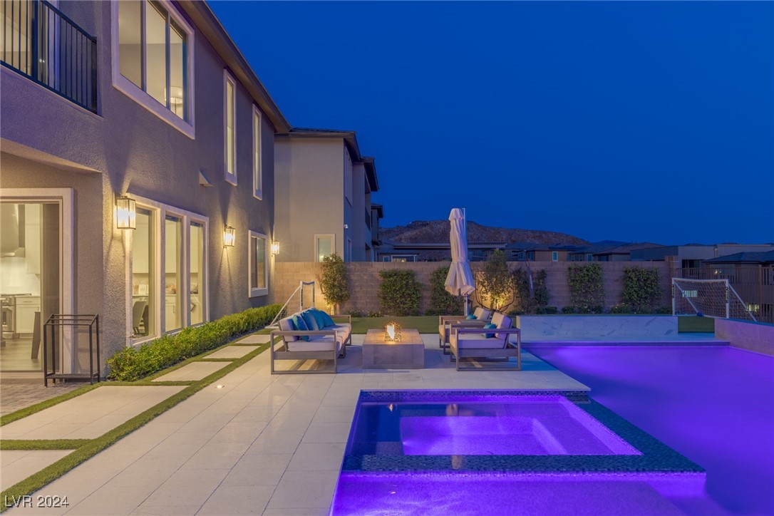 2141 King Crest Court