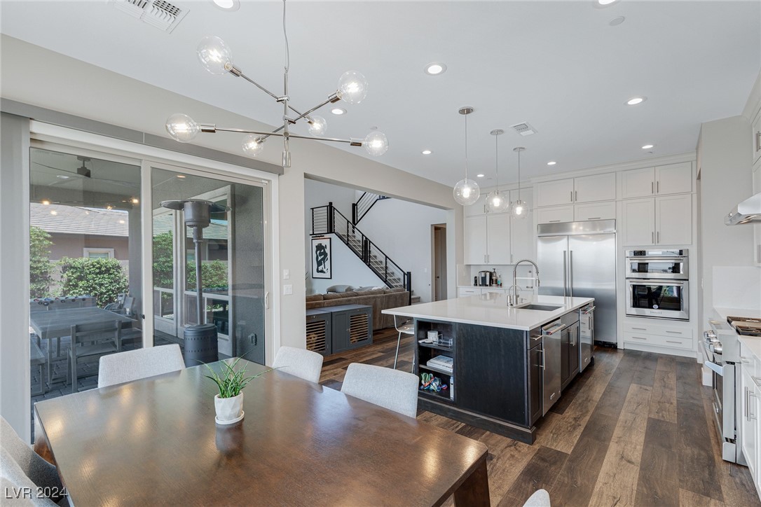 2141 King Crest Court