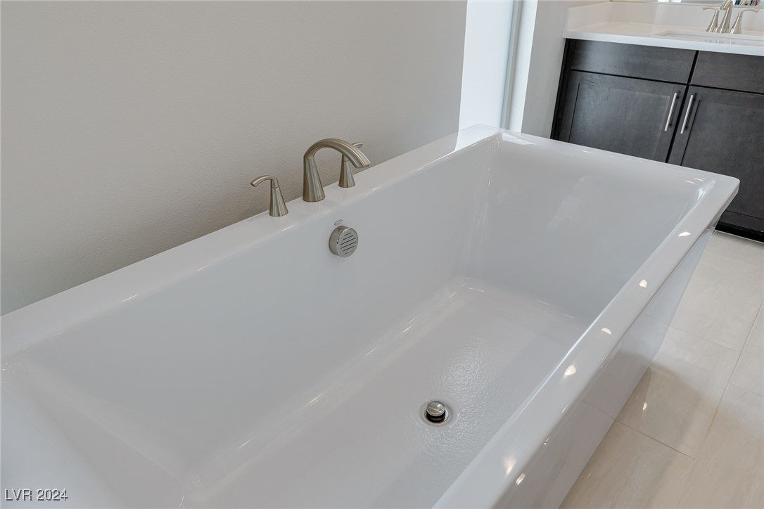 2141 King Crest Court