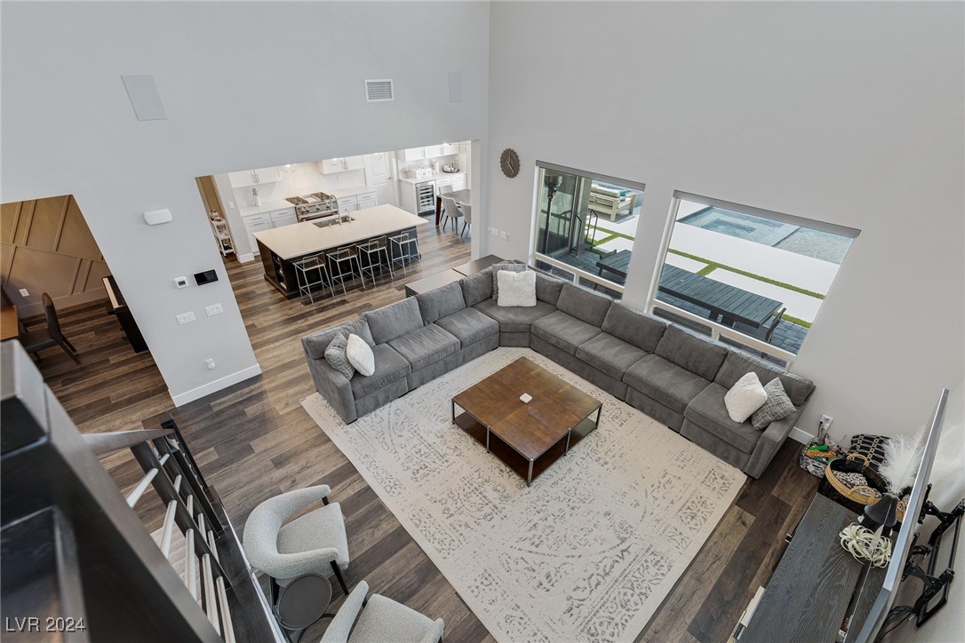 2141 King Crest Court