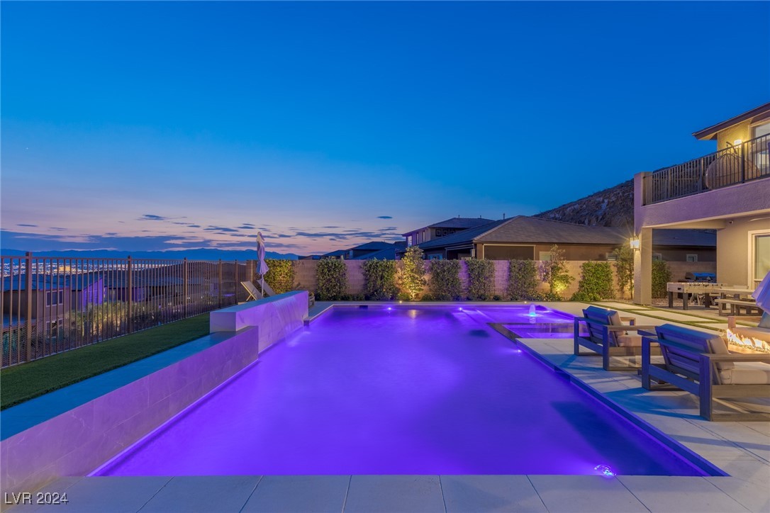 2141 King Crest Court