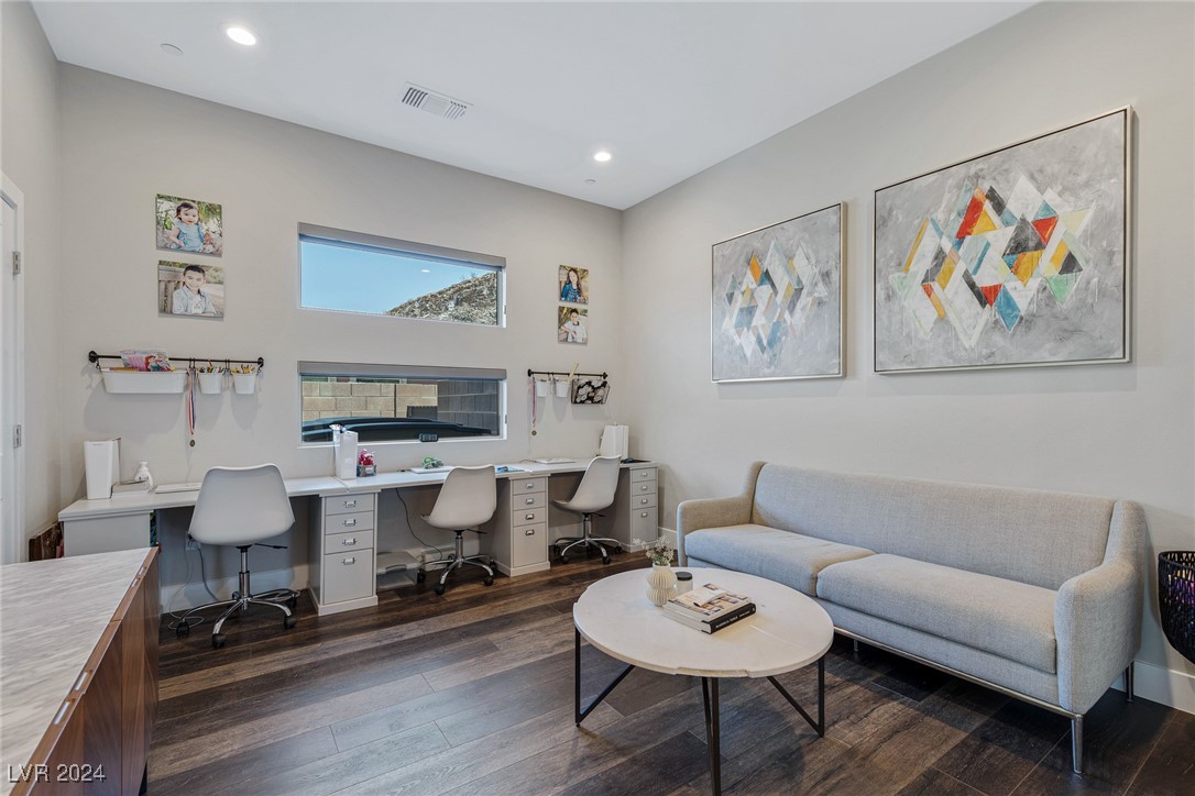 2141 King Crest Court