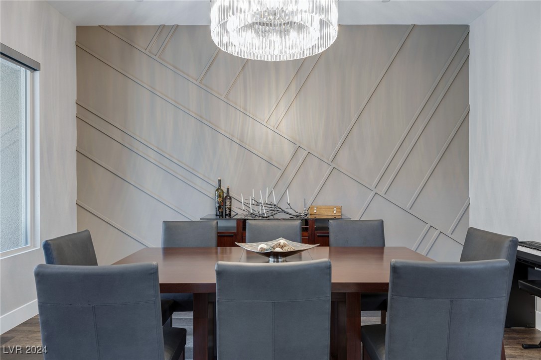 2141 King Crest Court