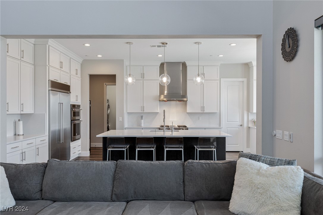 2141 King Crest Court