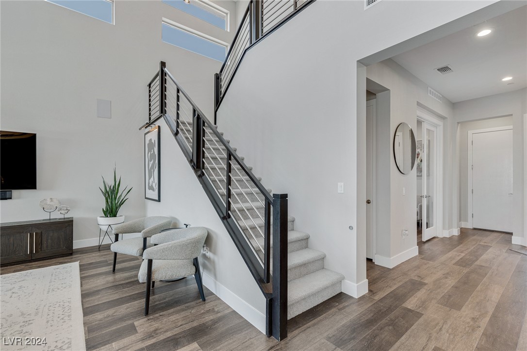 2141 King Crest Court