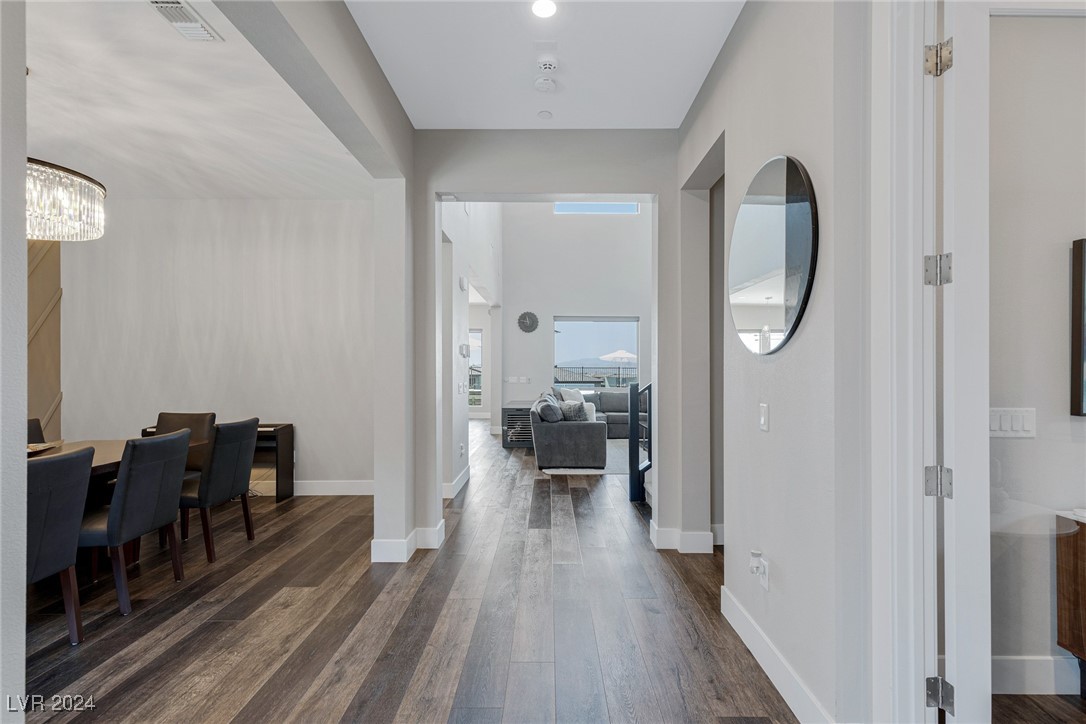 2141 King Crest Court