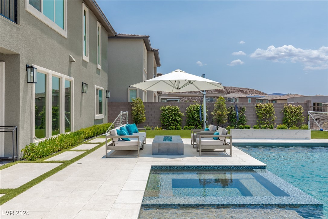 2141 King Crest Court