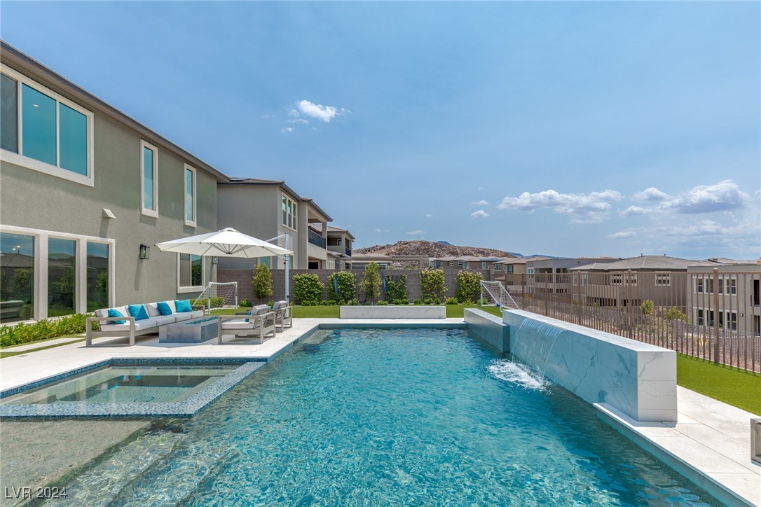 2141 King Crest Court