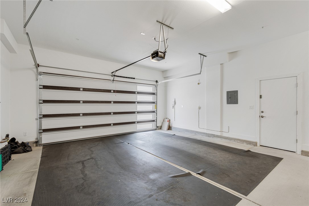 2141 King Crest Court