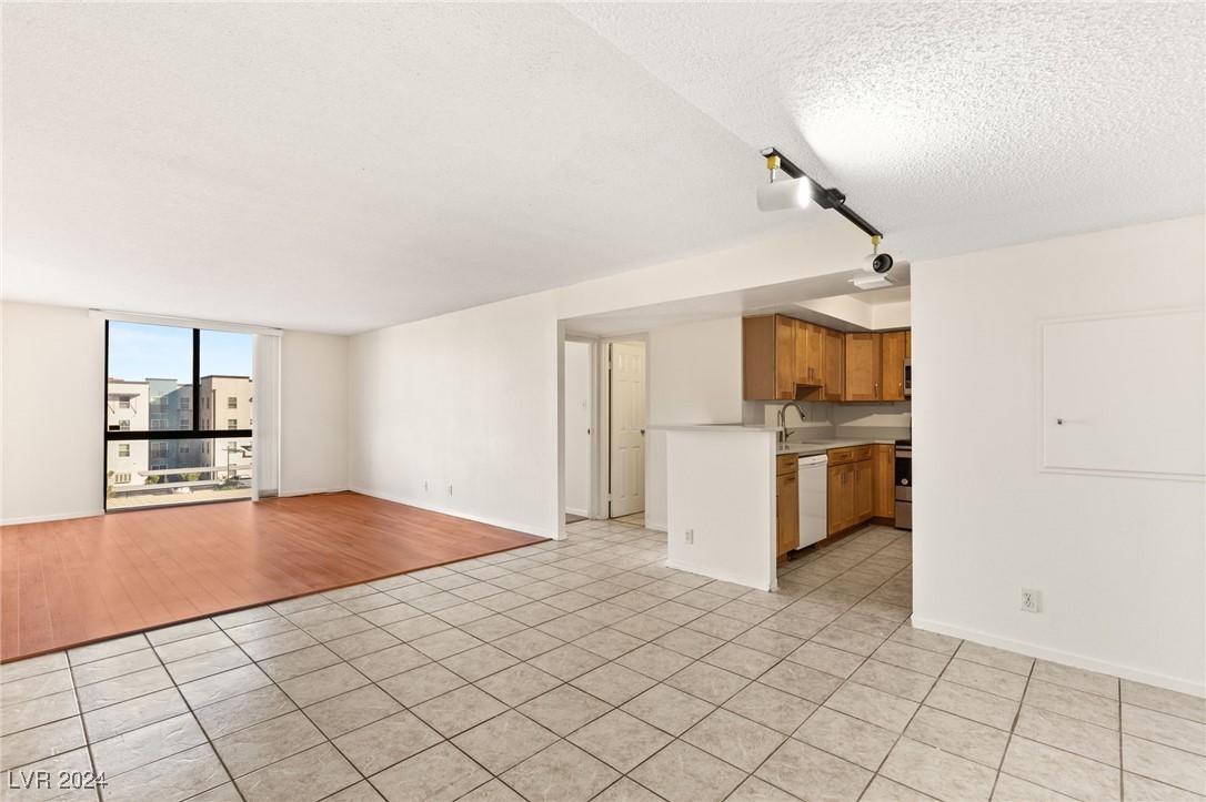 3930 University Center Drive 403