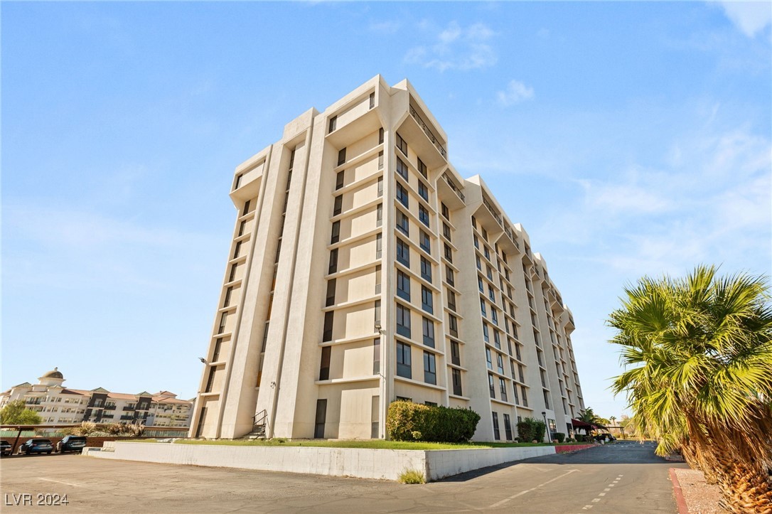 3930 University Center Drive 403