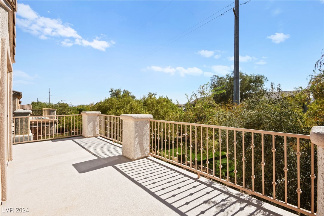 9189 Cowboy Inn Avenue