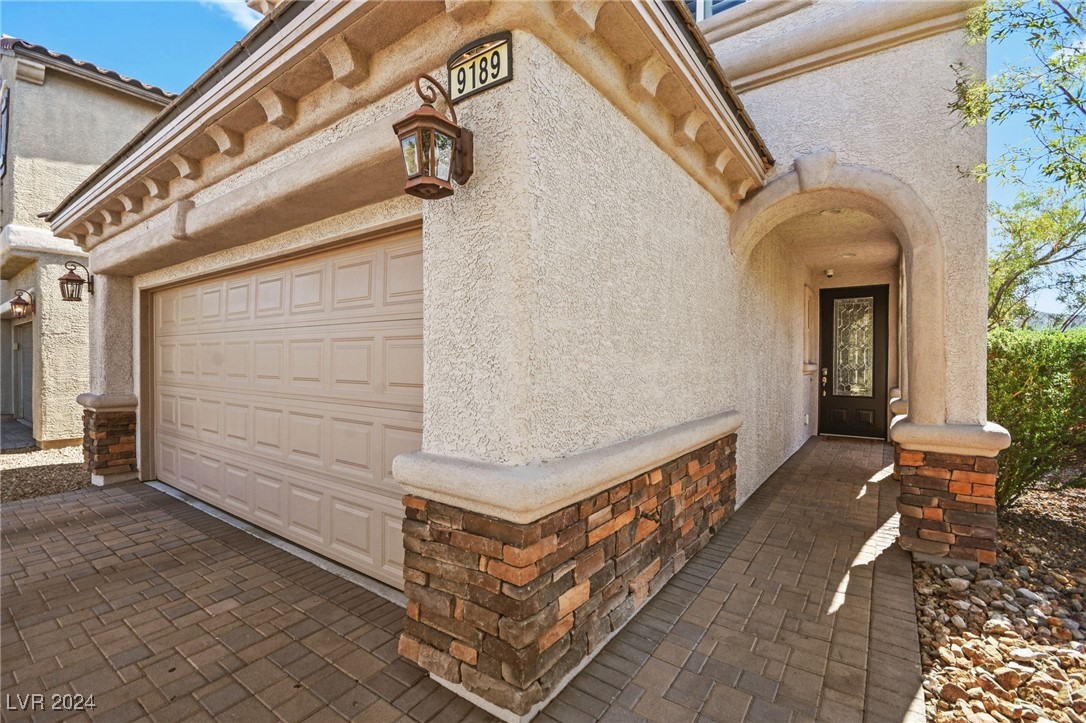 9189 Cowboy Inn Avenue