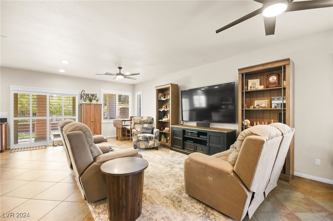 9189 Cowboy Inn Avenue