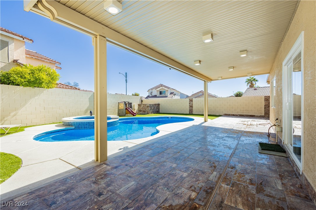 5824 Silver Heights Street