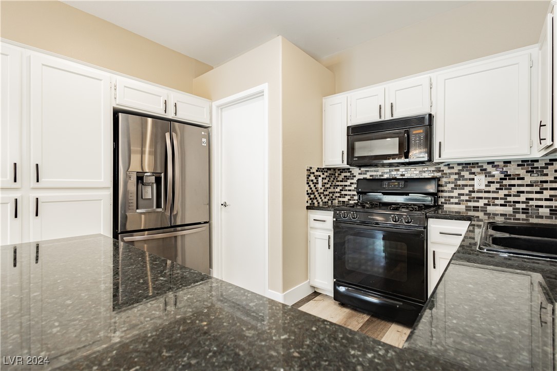 5824 Silver Heights Street