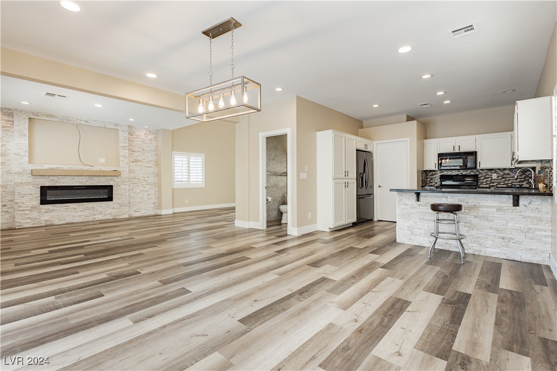 5824 Silver Heights Street