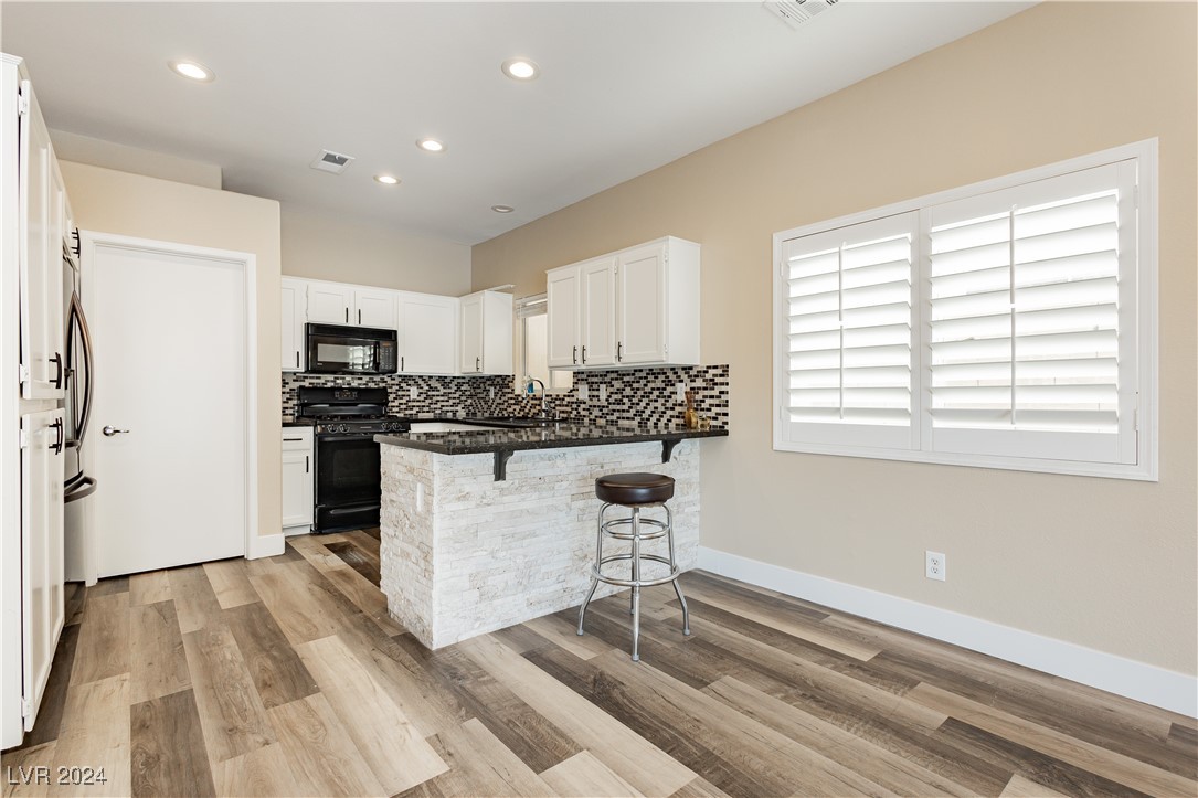 5824 Silver Heights Street