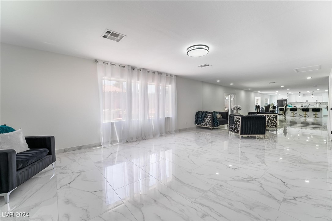 782 Santree Circle